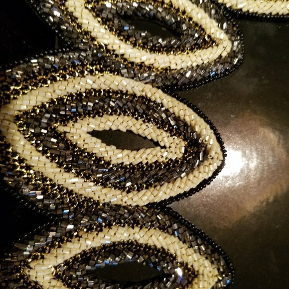 PINK PEWTER NECKLACE - Picture 2 of 4